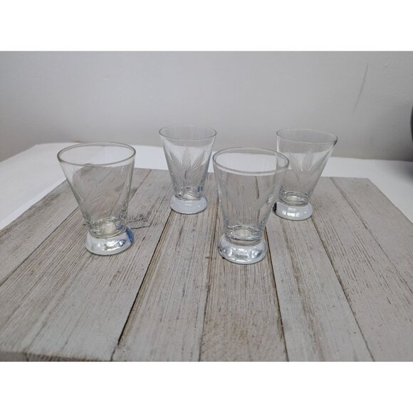 Set Of 4 Shot Glasses Vintage Etched Wheat Pattern 3 1/2" Tall - Picture 1 of 6
